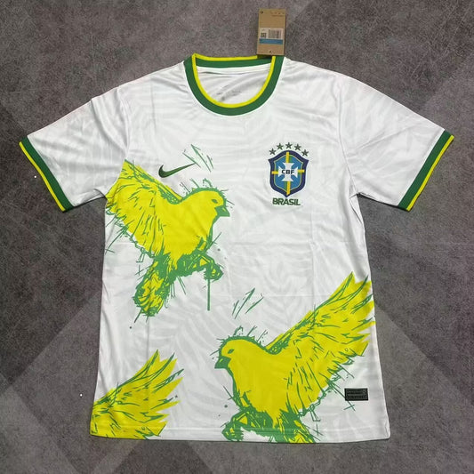 Maillot Brésil Édition Spécial Oiseaux Jaunes 24/25